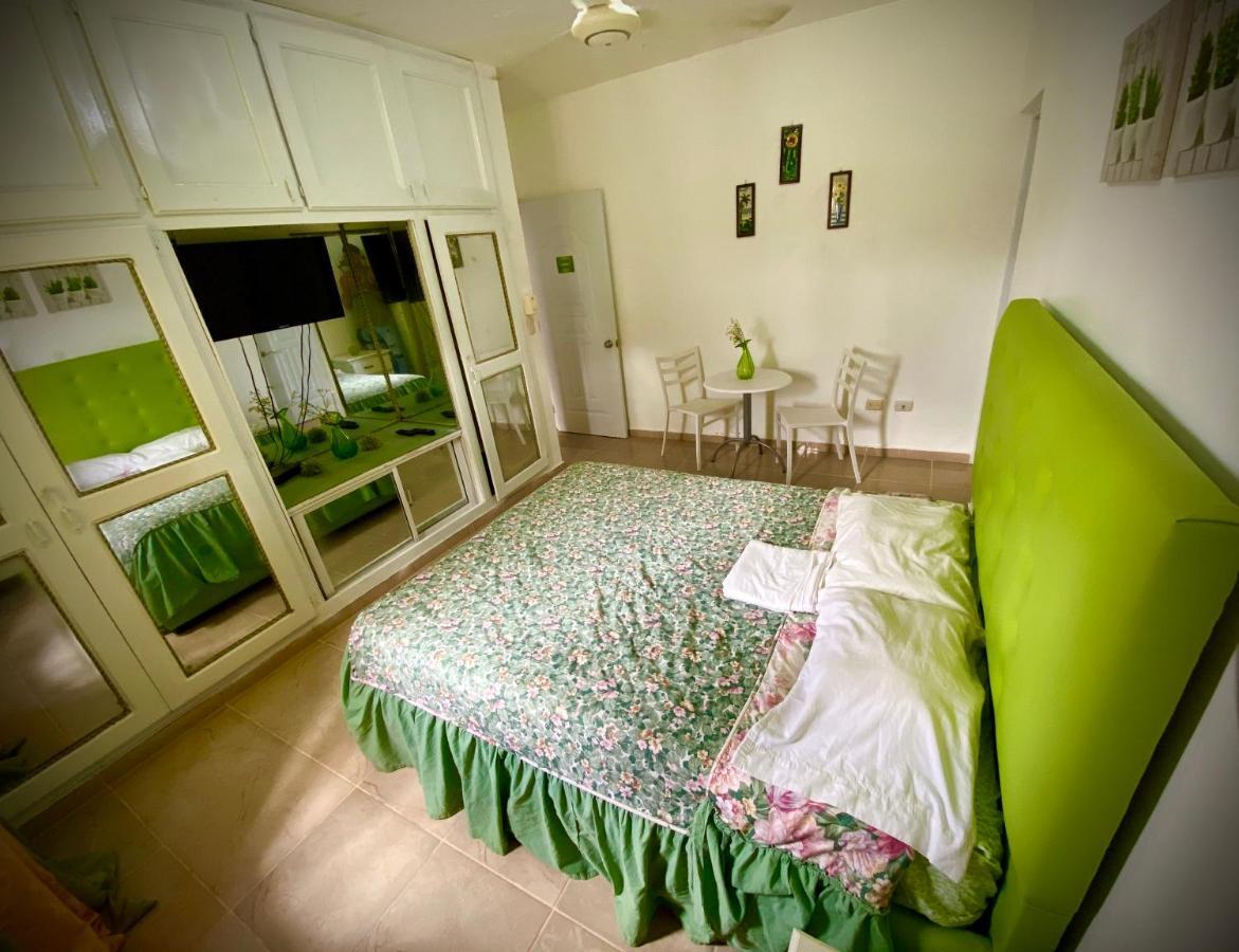 El Malecon B&B Hotel Кабрера Екстер'єр фото